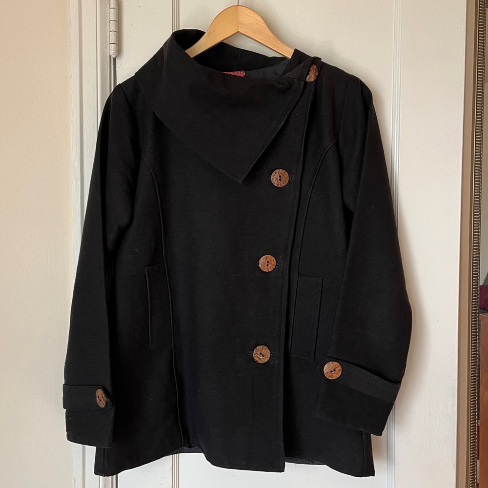 🧥 Avatar Imports asymmetrical women’s jacket size Medium